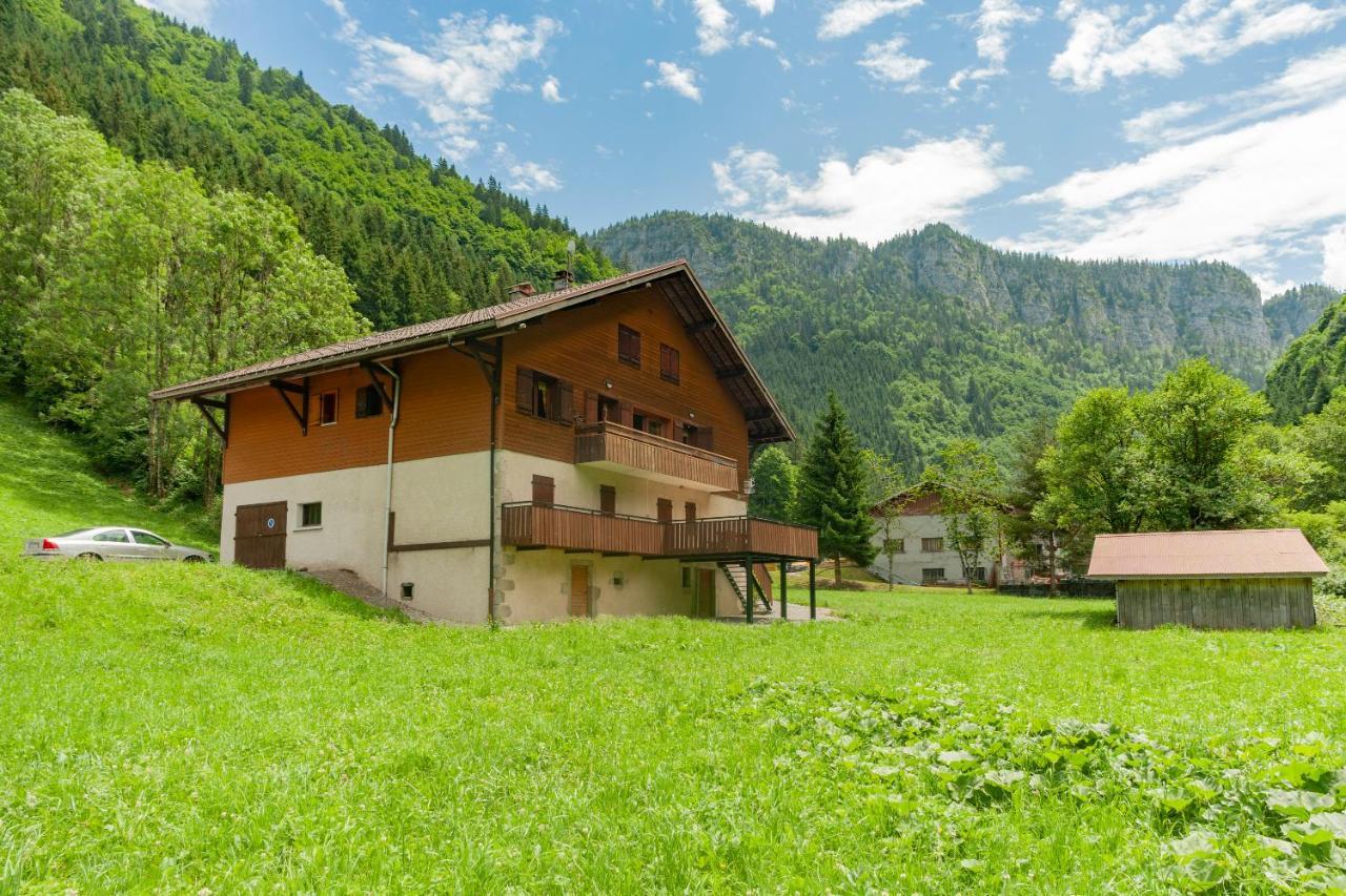 Grand Appartement Proche Gd Bornand Glieres-Val-de-Borne ภายนอก รูปภาพ