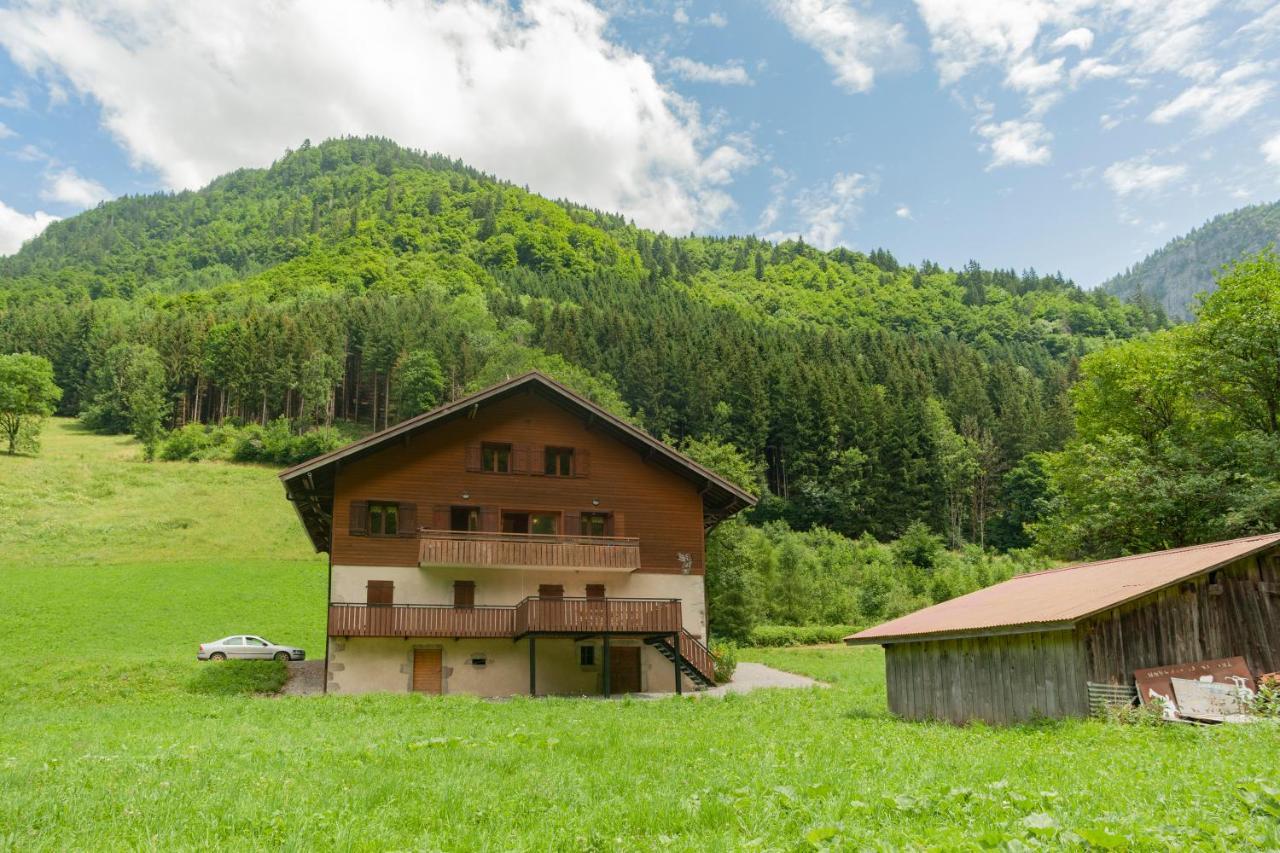 Grand Appartement Proche Gd Bornand Glieres-Val-de-Borne ภายนอก รูปภาพ